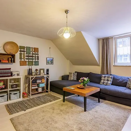Cozy And Eclectic Near Trendy Attractions Of Tesvikiye